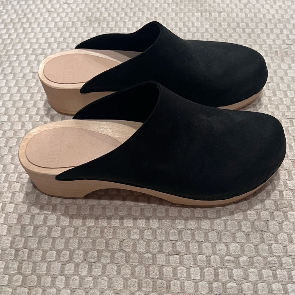 Bryr worker clog in black (no longer for sale online)